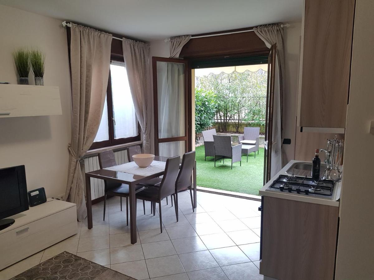 Appartamento Diamantina Desenzano del Garda Kültér fotó